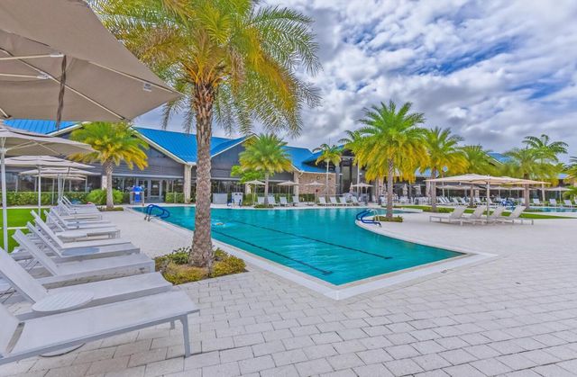 13054 Touchstone Place, West Palm Beach, FL 33418