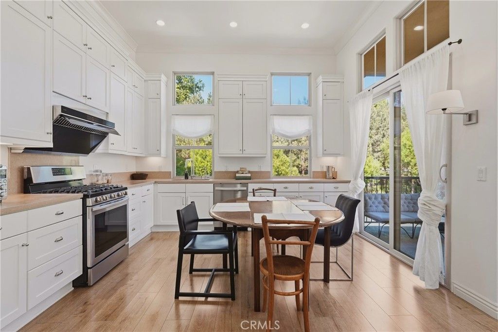 240 Mayfair, Irvine, CA 92620 — photo 3