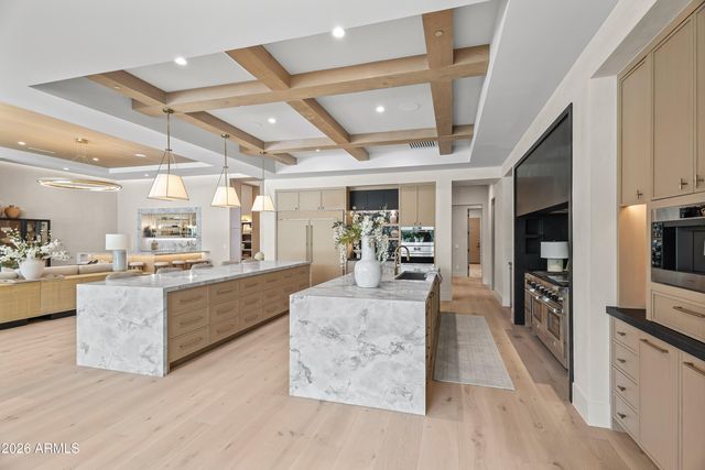 6615 E CHENEY Drive, Paradise Valley, AZ 85253
