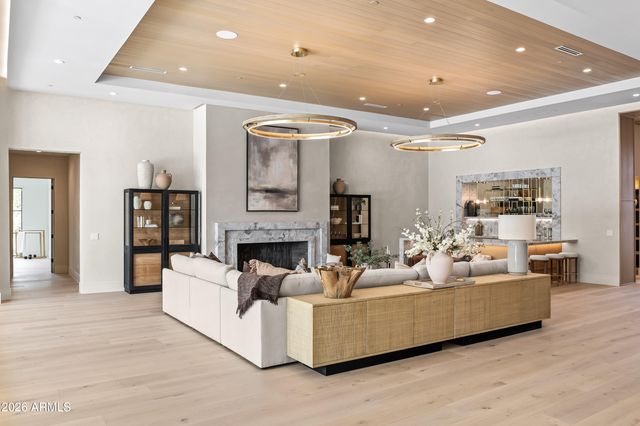 6615 E CHENEY Drive, Paradise Valley, AZ 85253