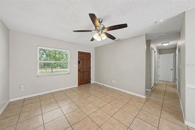 10410 N 27TH STREET, Tampa, FL 33612