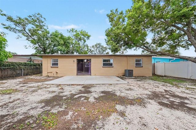 10410 N 27TH STREET, Tampa, FL 33612