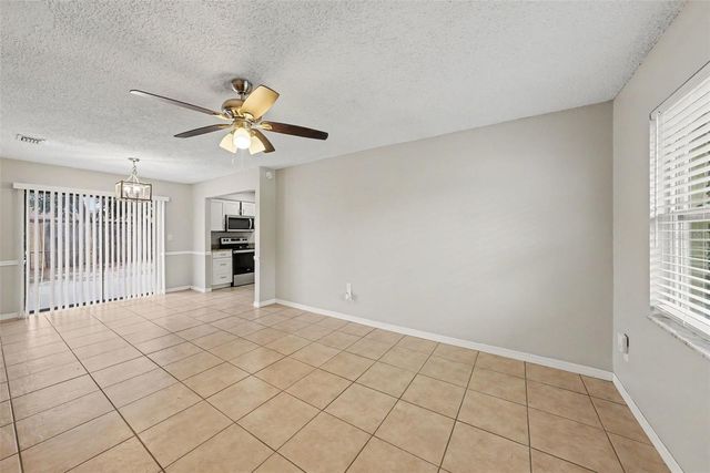 10410 N 27TH STREET, Tampa, FL 33612