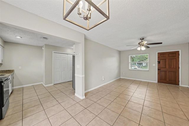 10410 N 27TH STREET, Tampa, FL 33612