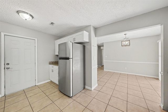10410 N 27TH STREET, Tampa, FL 33612
