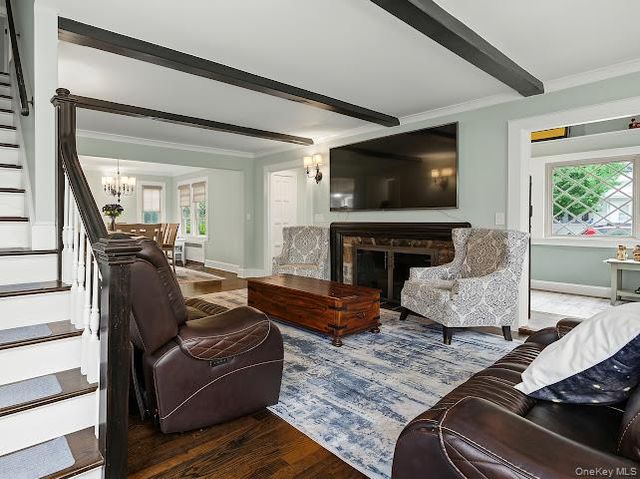 3980 Park Avenue, Seaford, NY 11783