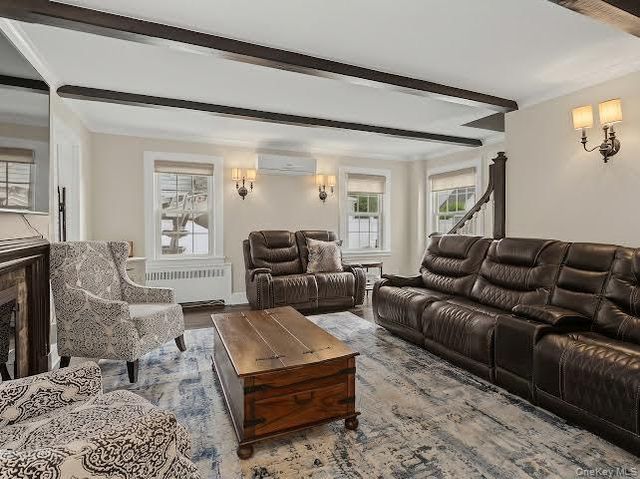 3980 Park Avenue, Seaford, NY 11783