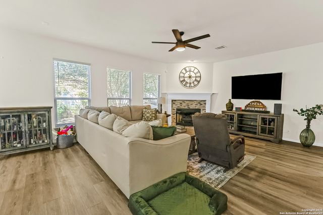 923 Calico Garden, San Antonio, TX 78260