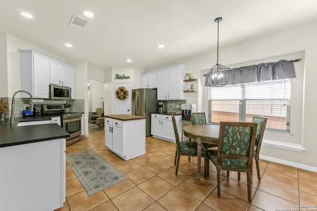 923 Calico Garden, San Antonio, TX 78260