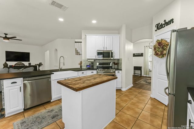 923 Calico Garden, San Antonio, TX 78260