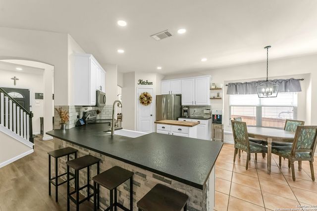 923 Calico Garden, San Antonio, TX 78260