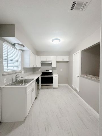 2722 Wimbledon Court, Garland, TX 75041