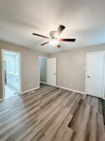 2722 Wimbledon Court, Garland, TX 75041