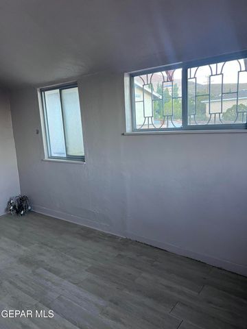 1814 KENTUCKY Street, El Paso, TX 79930