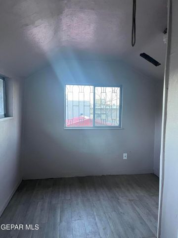 1814 KENTUCKY Street, El Paso, TX 79930