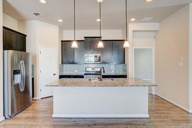 29127 TUSCULUM, Boerne, TX 78006