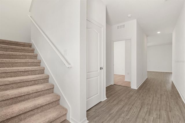 1790 WHITE ELEPHANT LOOP, Winter Haven, FL 33884