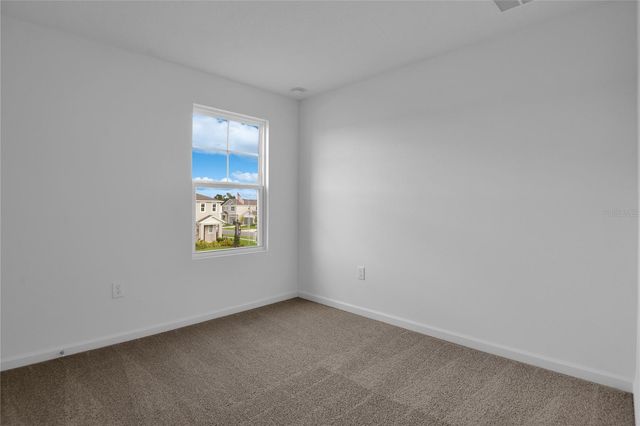 762 LAKE DELL AVENUE, Dundee, FL 33838