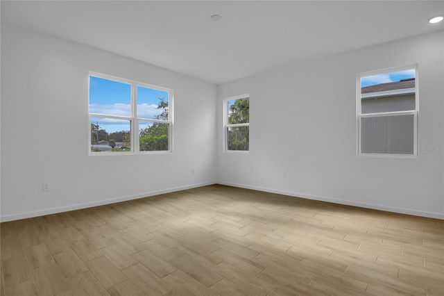 762 LAKE DELL AVENUE, Dundee, FL 33838