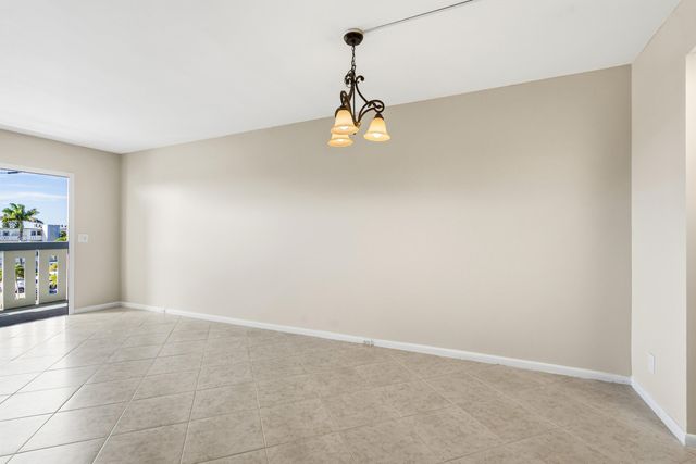 4067 Yarmouth D, Boca Raton, FL 33434