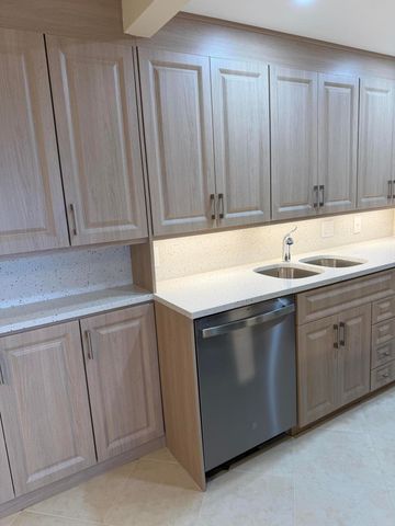 4067 Yarmouth D, Boca Raton, FL 33434