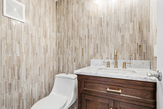 4067 Yarmouth D, Boca Raton, FL 33434