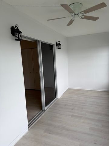 4067 Yarmouth D, Boca Raton, FL 33434