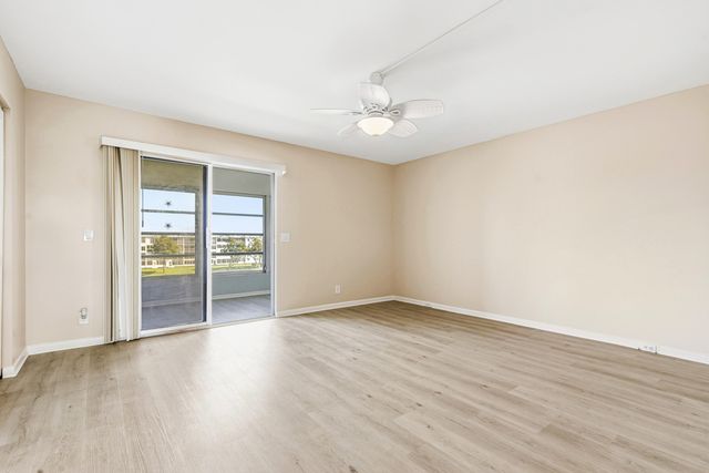 4067 Yarmouth D, Boca Raton, FL 33434