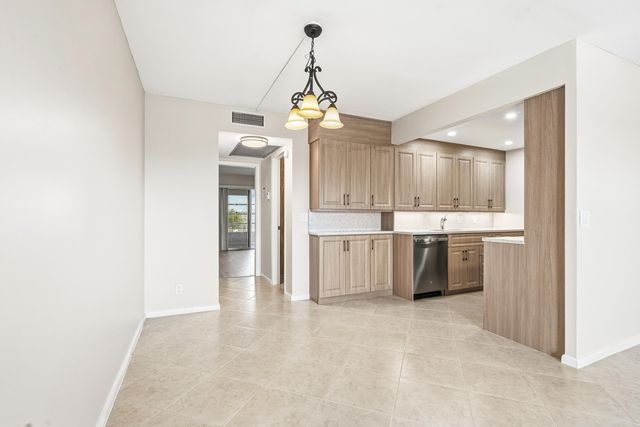 4067 Yarmouth D, Boca Raton, FL 33434