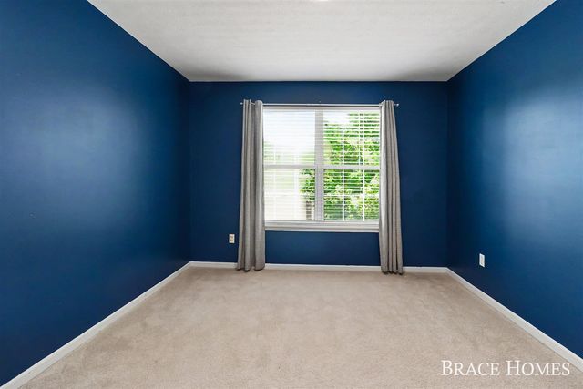1776 Grand Court, Grand Rapids, MI 49525