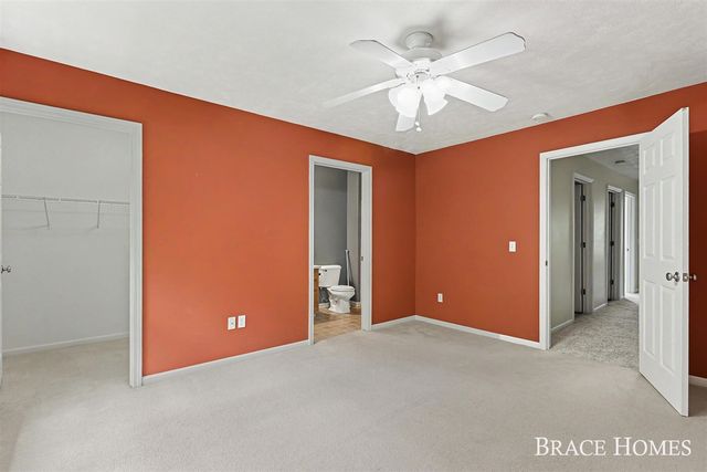 1776 Grand Court, Grand Rapids, MI 49525