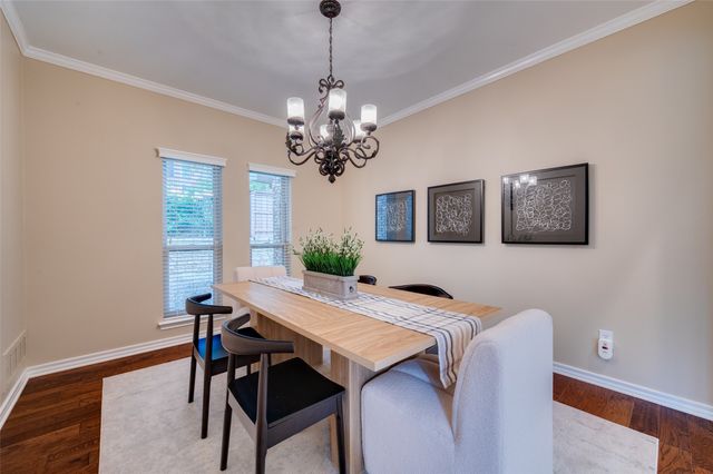 825 Hills Creek Drive, Mckinney, TX 75072