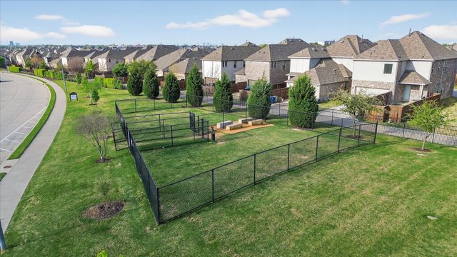 8238 Plumbago Way, Dallas, TX 75252