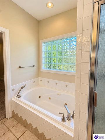 1406 Amanda Jo Drive, Elizabethtown, KY 42701