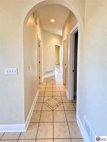 1406 Amanda Jo Drive, Elizabethtown, KY 42701