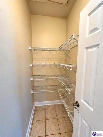 1406 Amanda Jo Drive, Elizabethtown, KY 42701