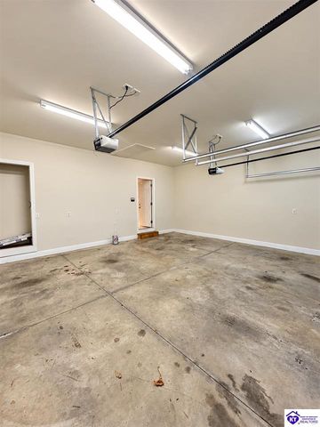 1406 Amanda Jo Drive, Elizabethtown, KY 42701