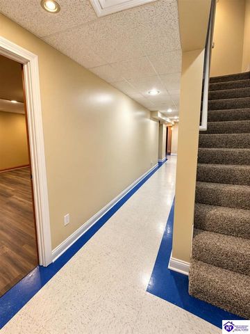 1406 Amanda Jo Drive, Elizabethtown, KY 42701