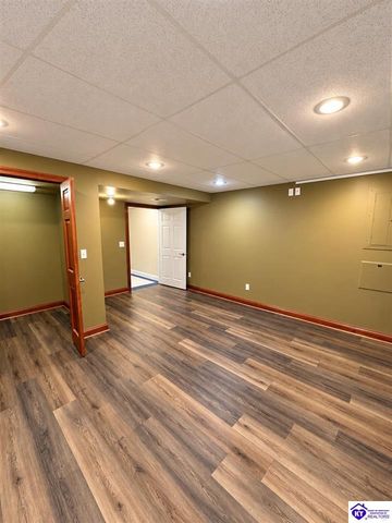 1406 Amanda Jo Drive, Elizabethtown, KY 42701