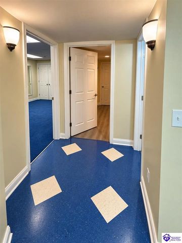 1406 Amanda Jo Drive, Elizabethtown, KY 42701