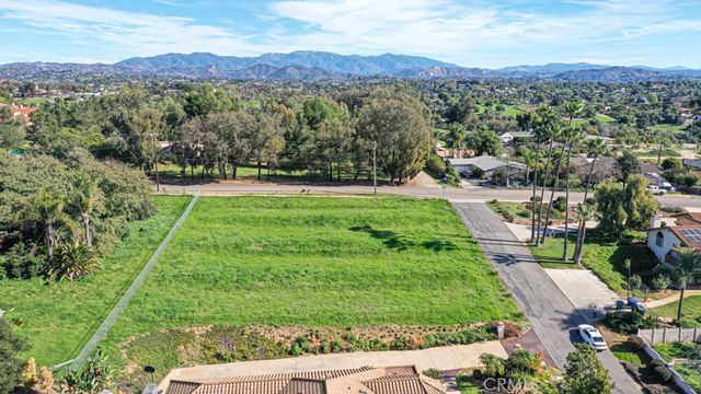 1086 Snow Creek, Fallbrook, CA 92028