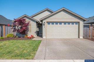 414 SE Ray St, Dallas, OR 97338