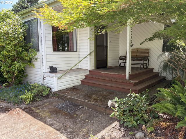 3083 STAPP Dr, Eugene, OR 97408