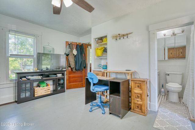 5703 Billtown Rd, Louisville, KY 40299