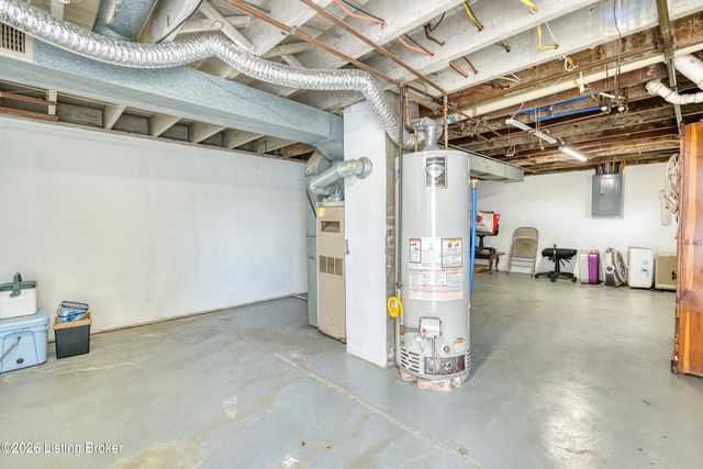 5703 Billtown Rd, Louisville, KY 40299