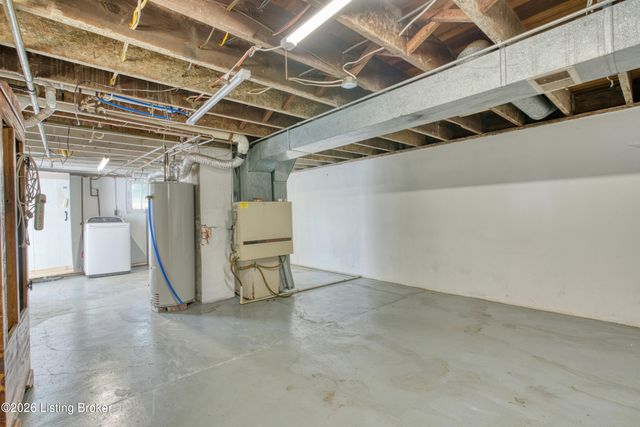 5703 Billtown Rd, Louisville, KY 40299
