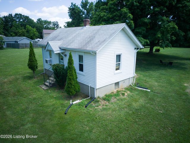 5703 Billtown Rd, Louisville, KY 40299