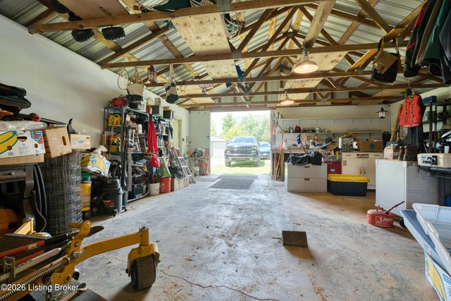 5703 Billtown Rd, Louisville, KY 40299