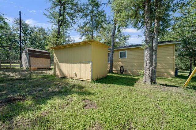 1732 Watterson RD, Red Rock, TX 78662