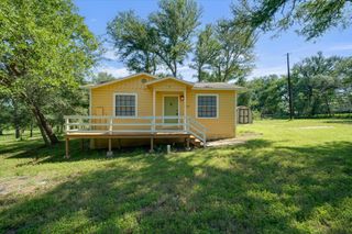 1732 Watterson RD, Red Rock, TX 78662